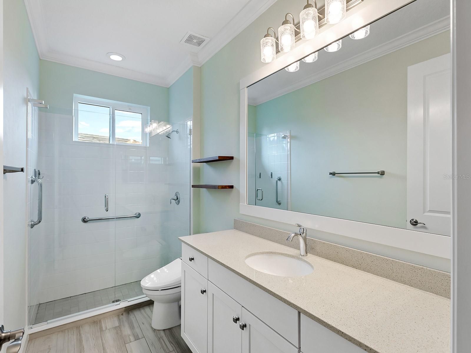 LAKEHOUSE COVE/WATERSIDE PH 4 - Residential