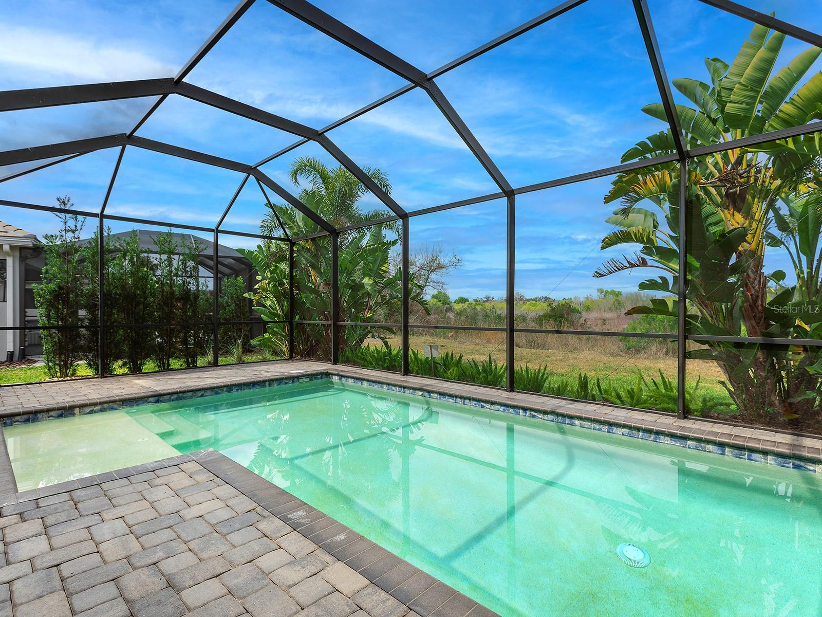 LAKEHOUSE COVE/WATERSIDE PH 4 - Residential