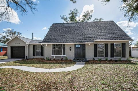 Photo of 6412 Wingfoot Circle, Tampa, FL 33634 (MLS # TB8468742)