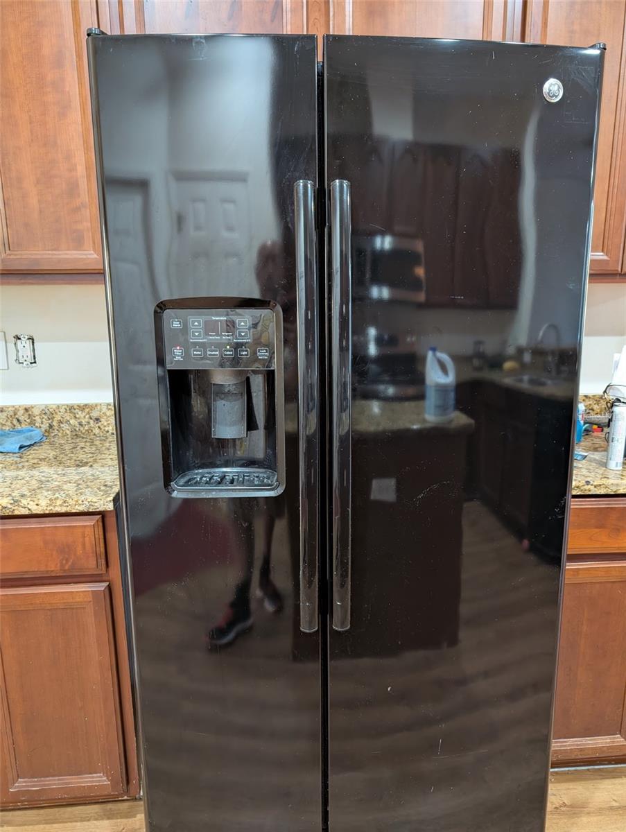 SOUTH BAY LAKES UNIT 2 - Residential Lease