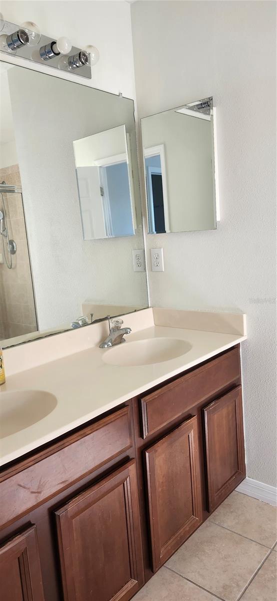 SOUTH BAY LAKES UNIT 2 - Residential Lease