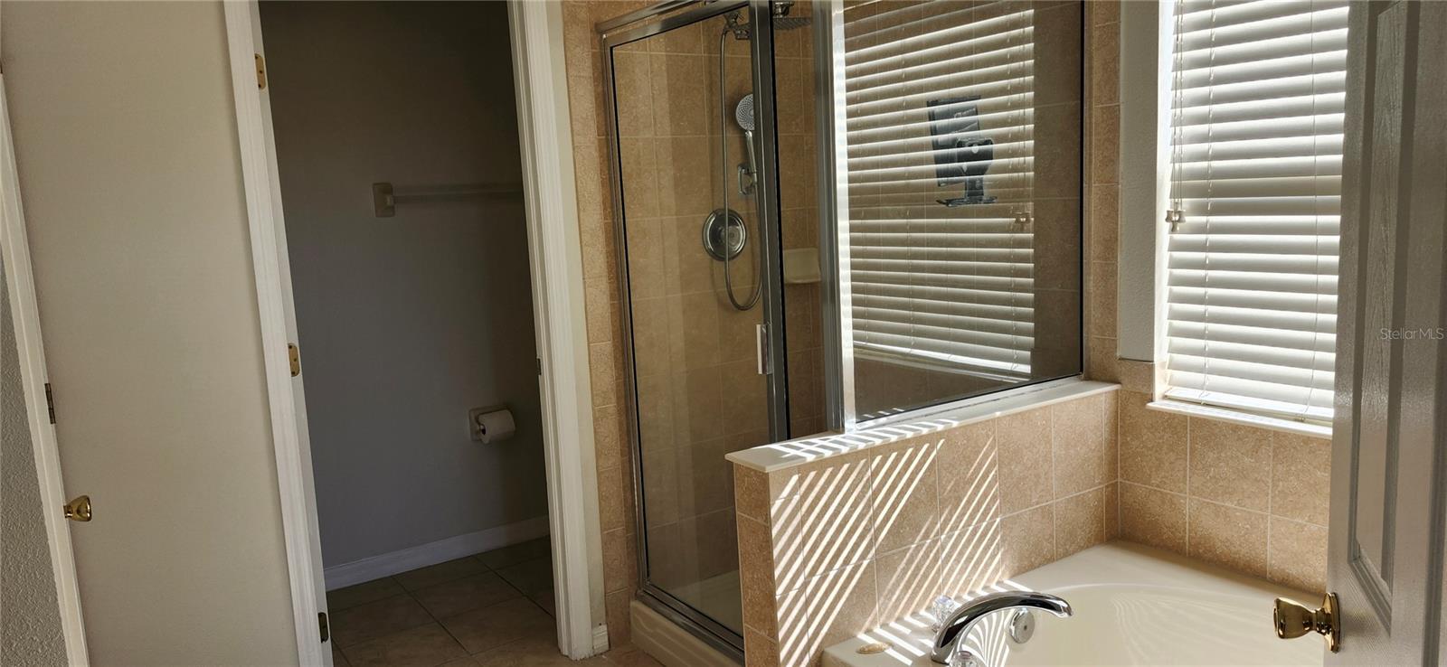 SOUTH BAY LAKES UNIT 2 - Residential Lease