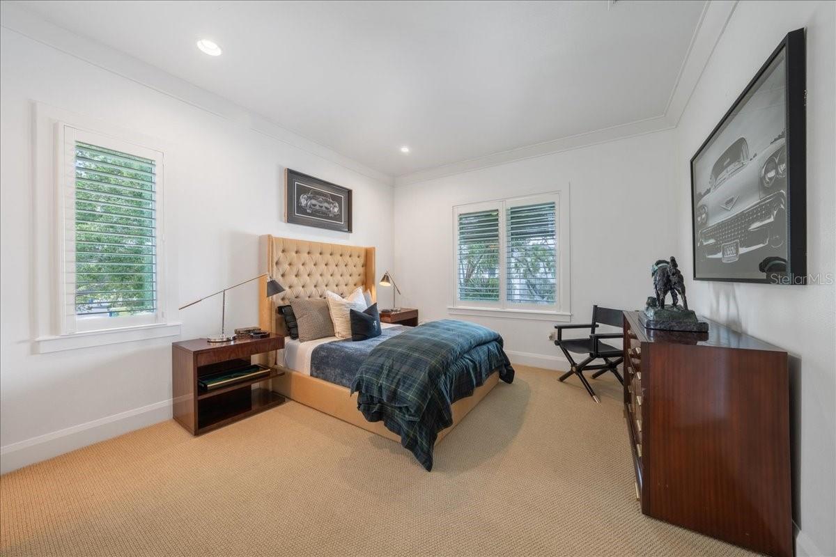 SUNSET PARK ISLES UNIT 4 - Residential