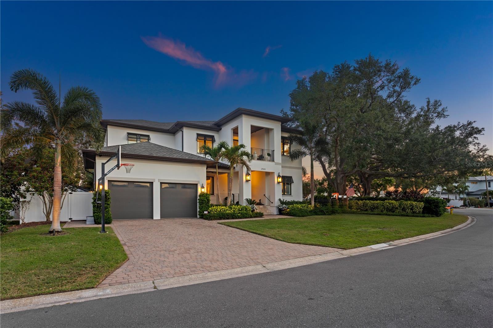 SUNSET PARK ISLES UNIT 4 - Residential