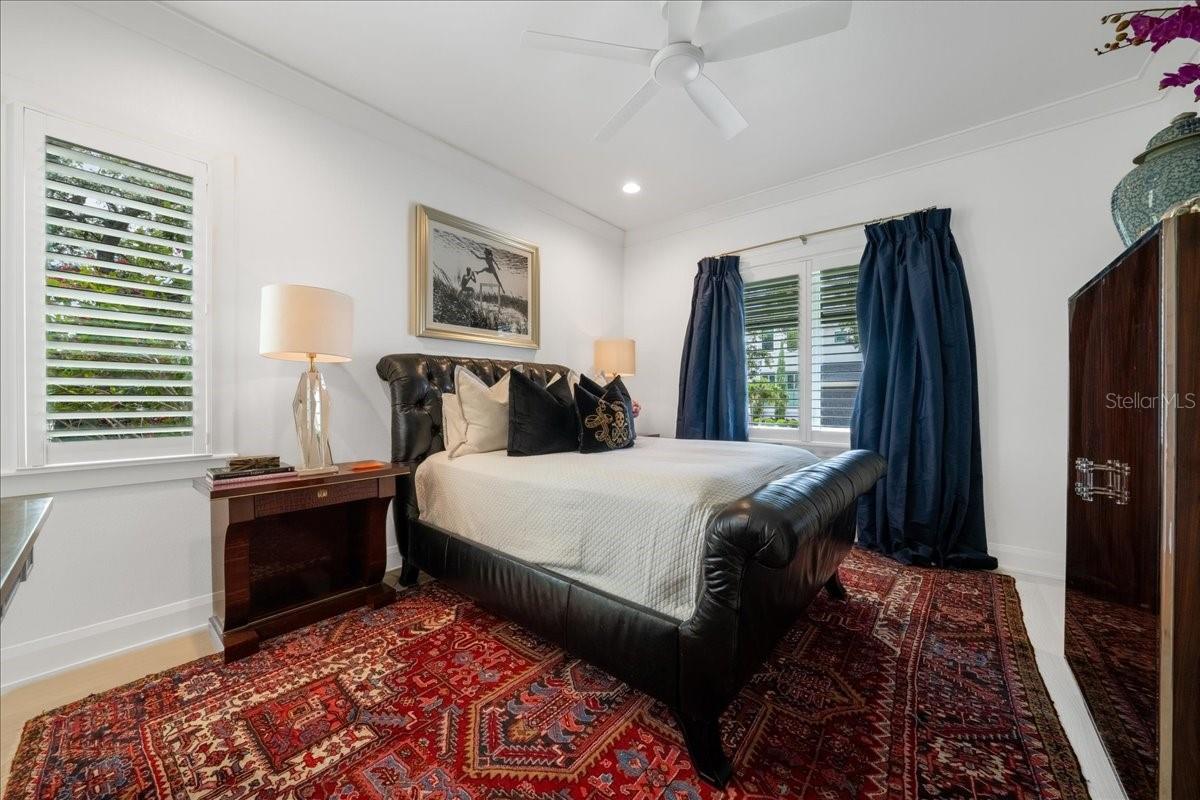 SUNSET PARK ISLES UNIT 4 - Residential