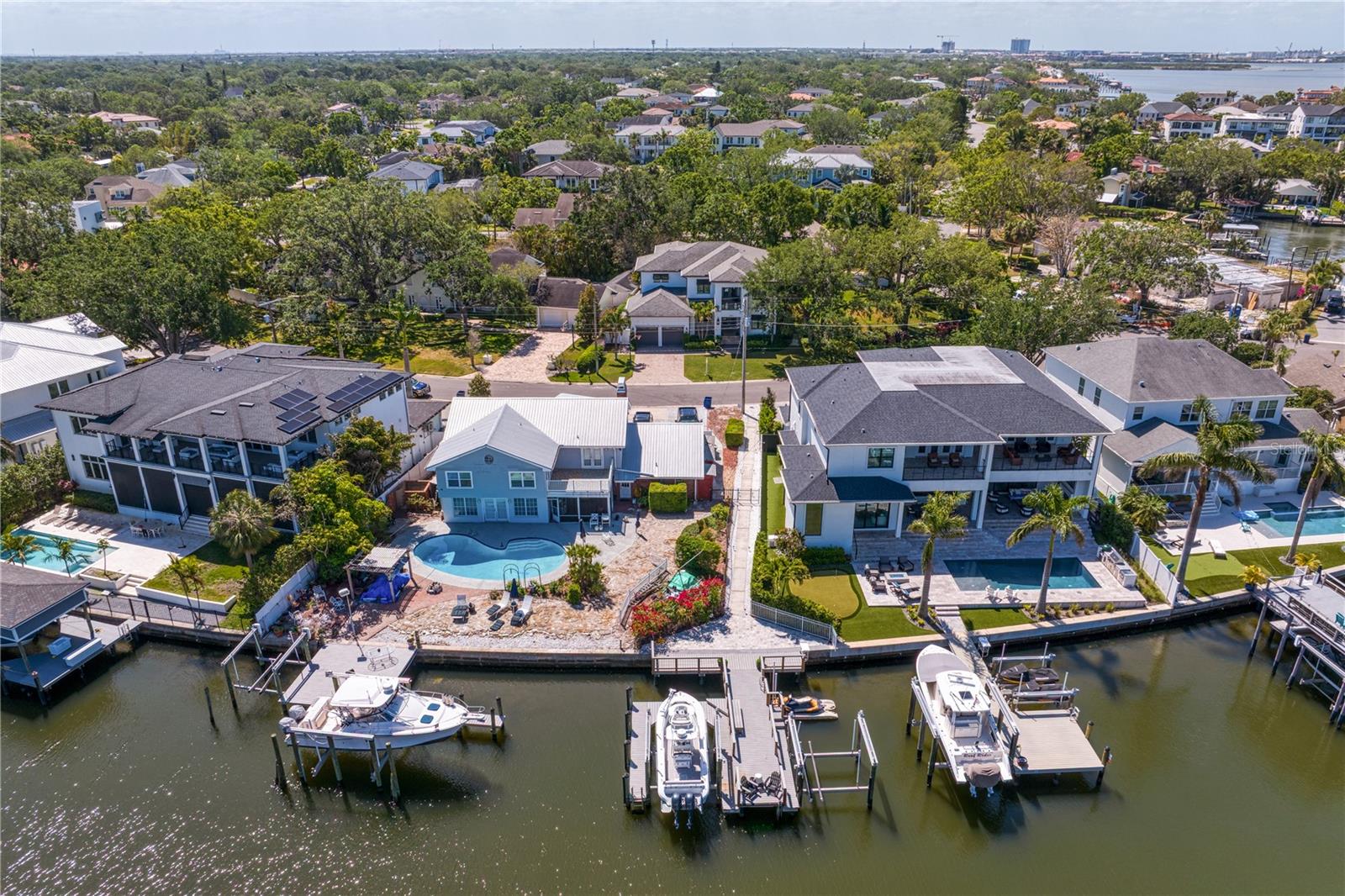 SUNSET PARK ISLES UNIT 4 - Residential