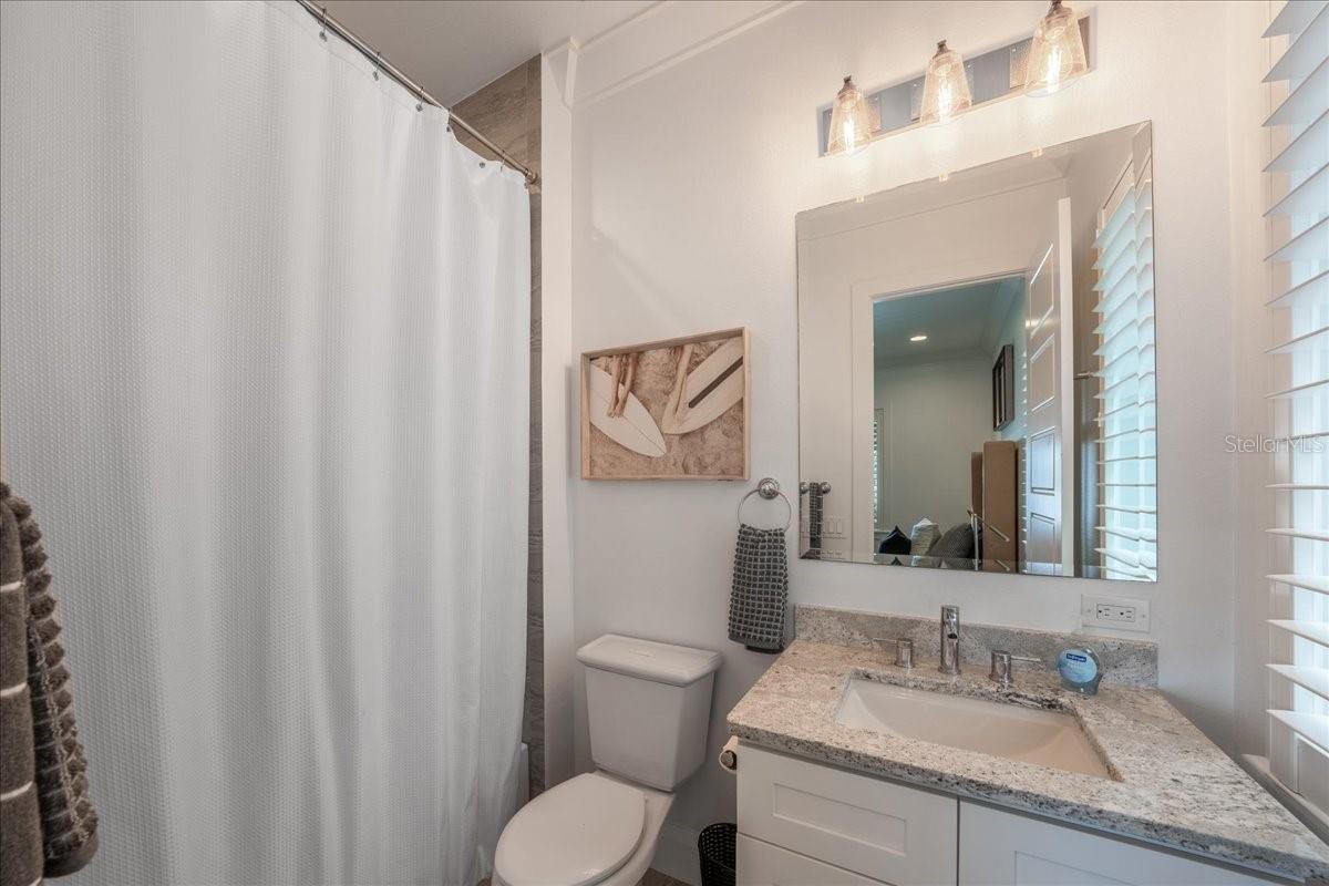 SUNSET PARK ISLES UNIT 4 - Residential