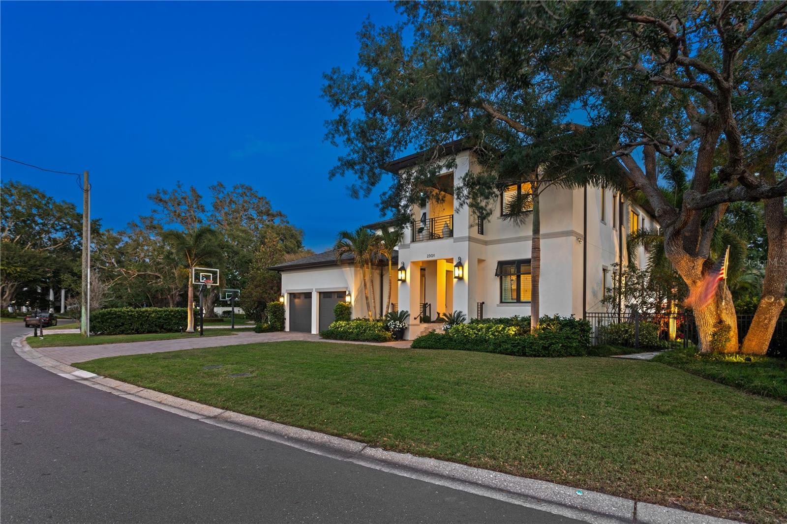 SUNSET PARK ISLES UNIT 4 - Residential