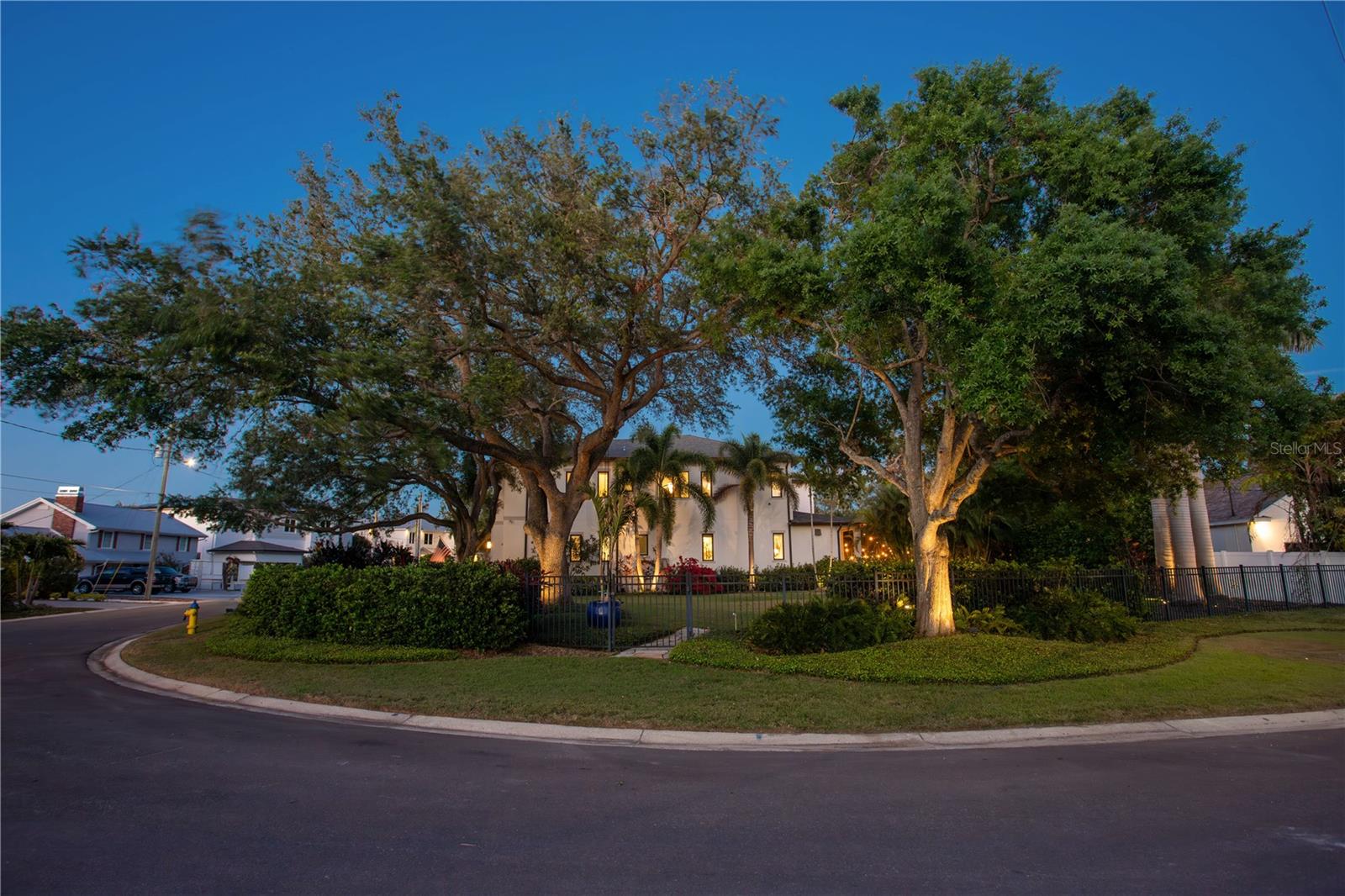 SUNSET PARK ISLES UNIT 4 - Residential