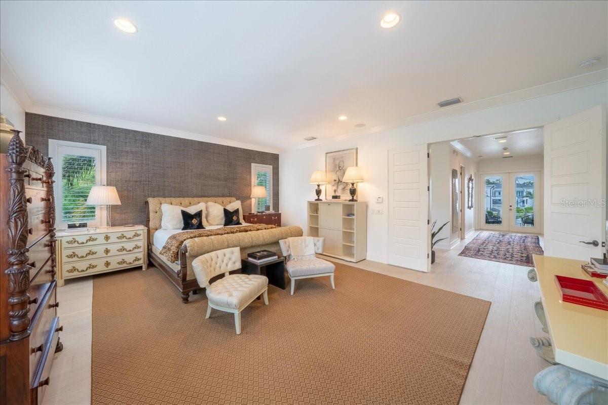 SUNSET PARK ISLES UNIT 4 - Residential