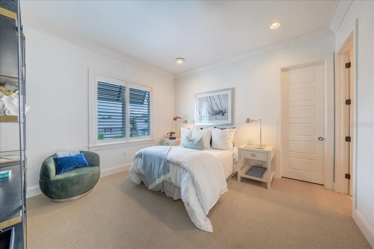 SUNSET PARK ISLES UNIT 4 - Residential