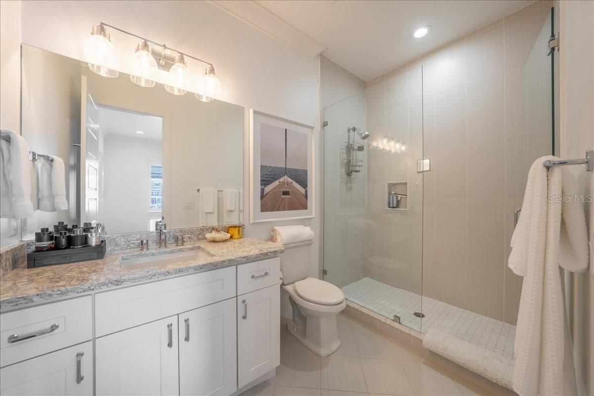 SUNSET PARK ISLES UNIT 4 - Residential