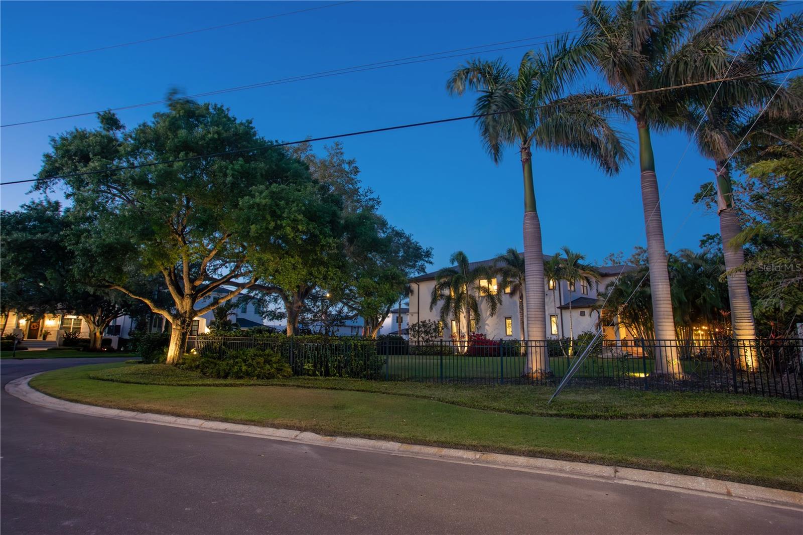 SUNSET PARK ISLES UNIT 4 - Residential