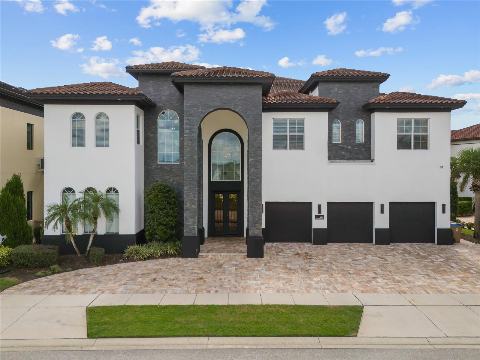 1125 GRAND TRAVERSE PARKWAY