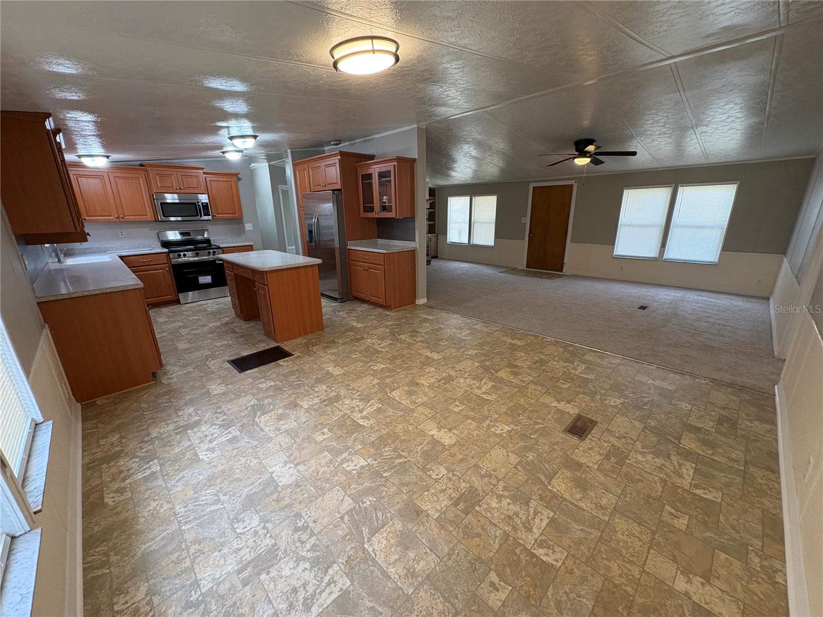 ROLLINGLEN PH 01 - Residential