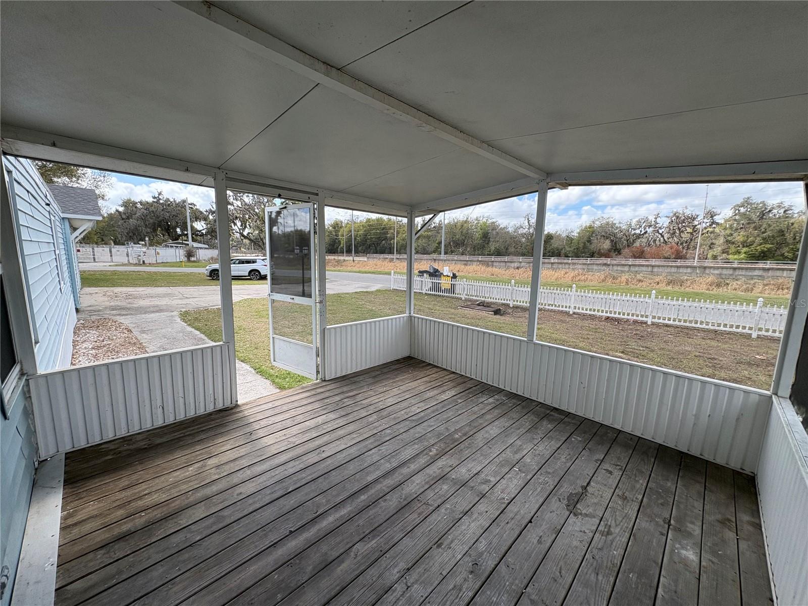 ROLLINGLEN PH 01 - Residential