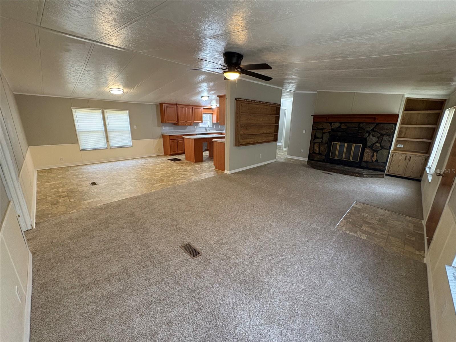 ROLLINGLEN PH 01 - Residential