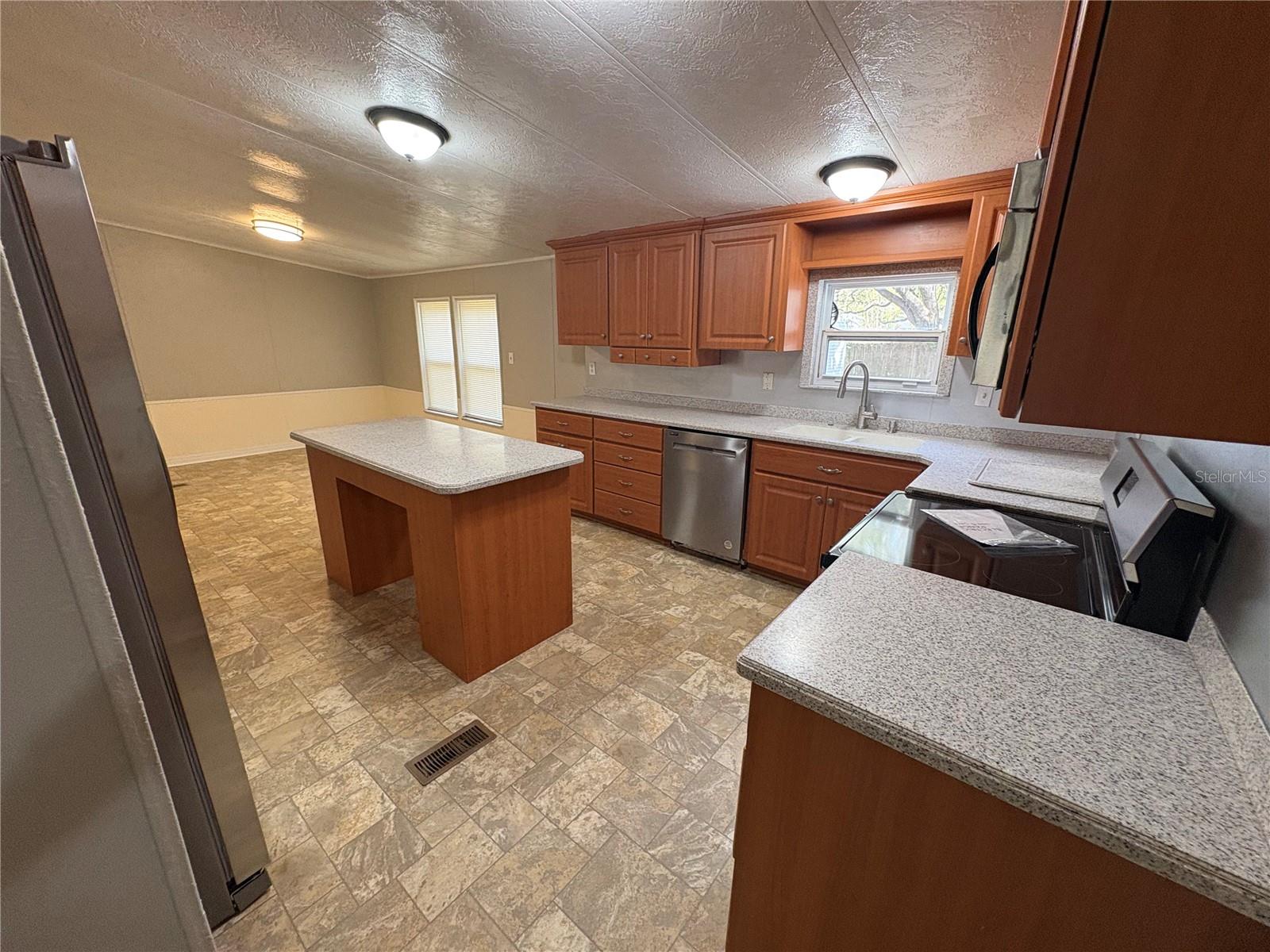 ROLLINGLEN PH 01 - Residential