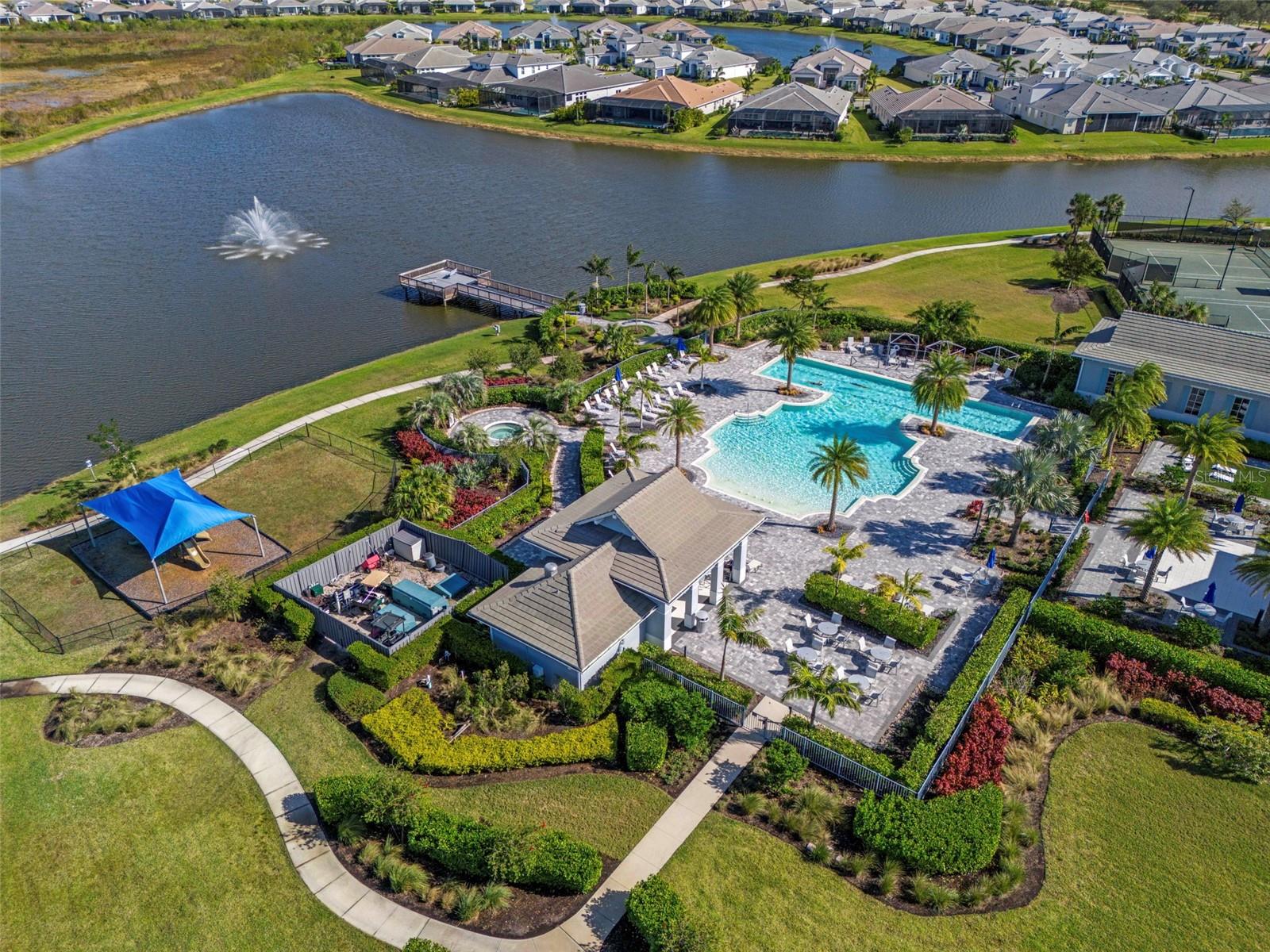 ISLES AT LAKEWOOD RANCH PH II - Residential