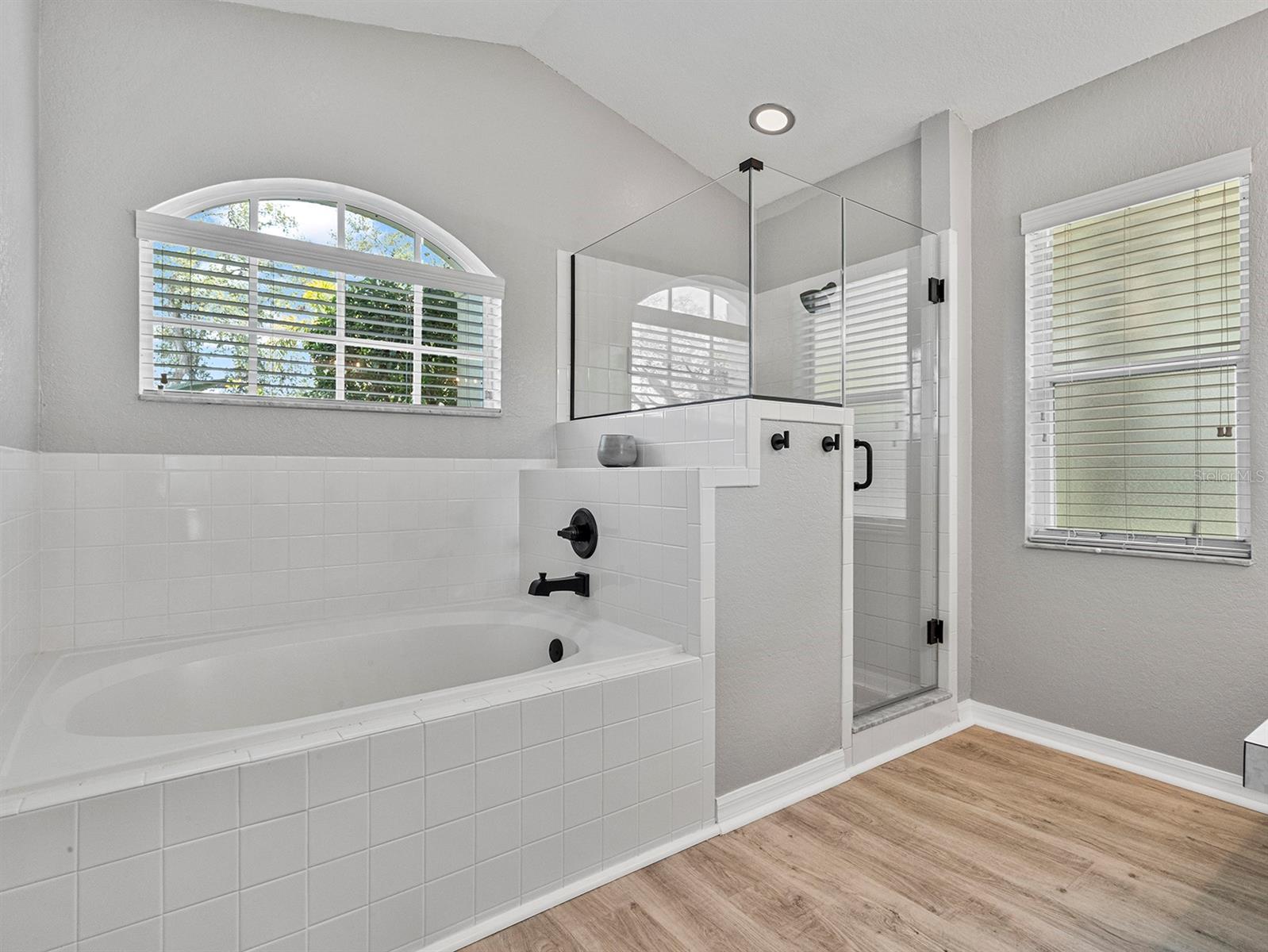 OAKWOOD GOLF CLUB PH 02 - Residential