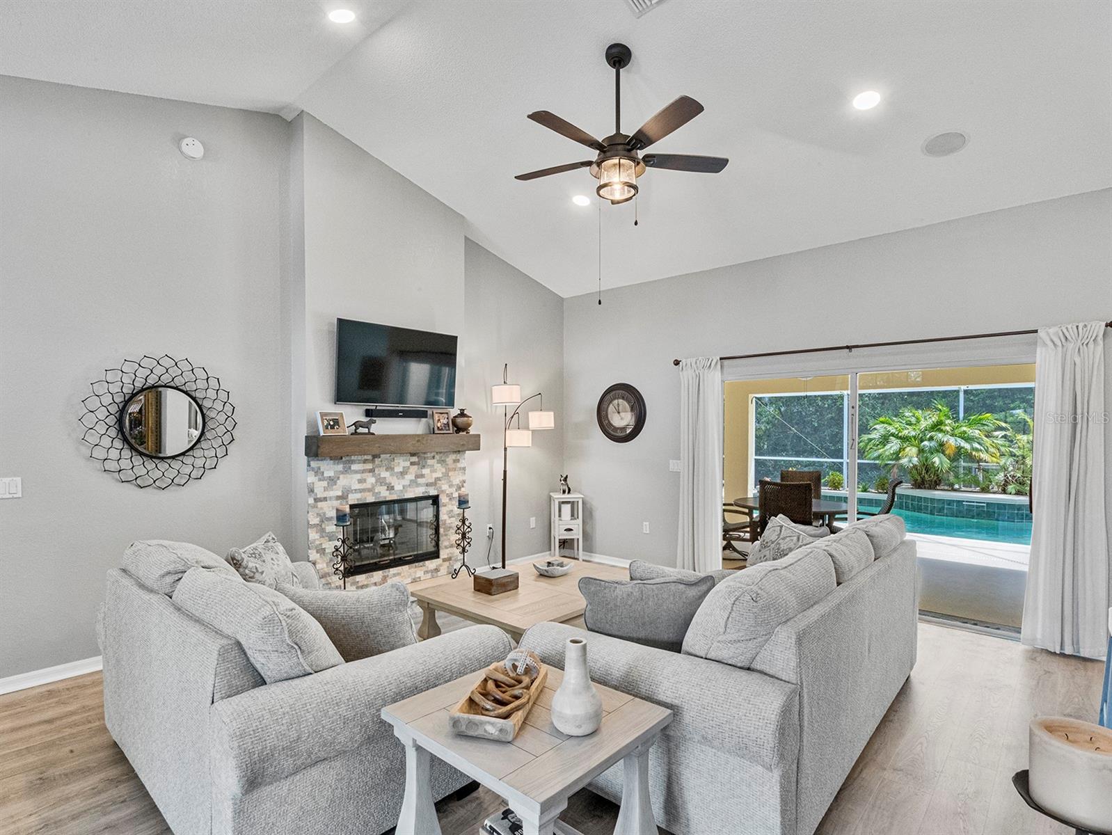 OAKWOOD GOLF CLUB PH 02 - Residential