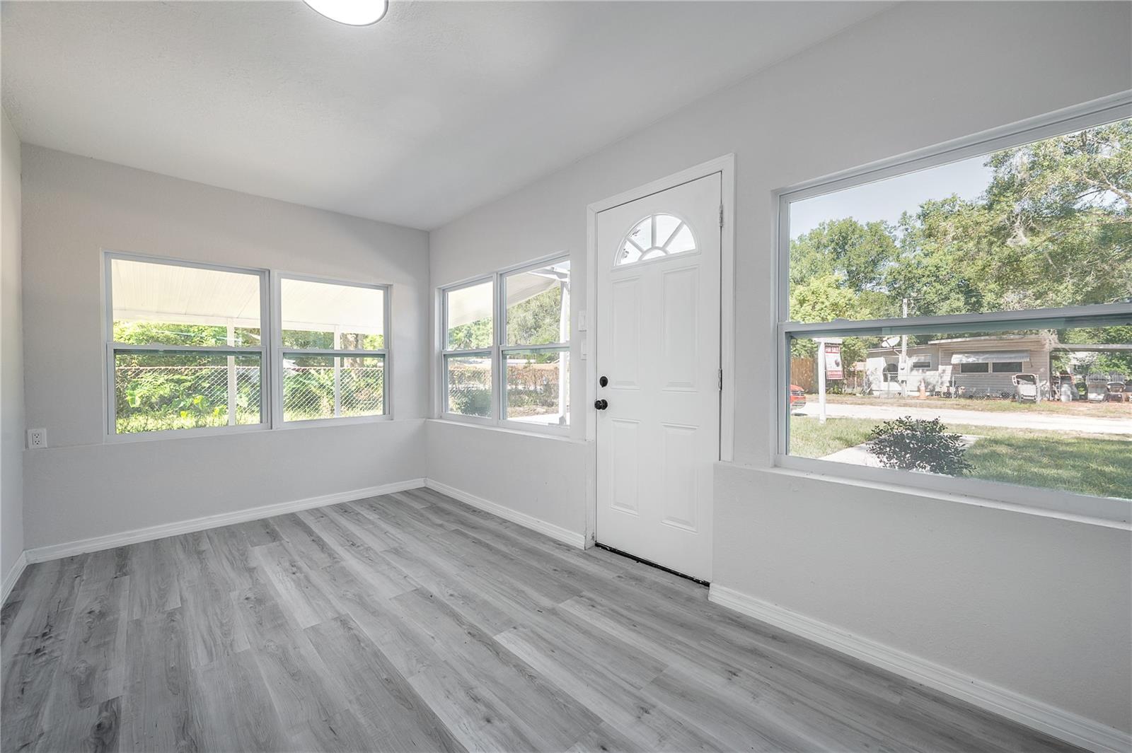 PINELAND HEIGHTS ADD - Residential Lease