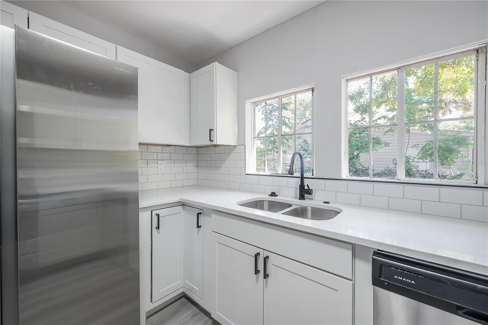 PINELAND HEIGHTS ADD - Residential Lease