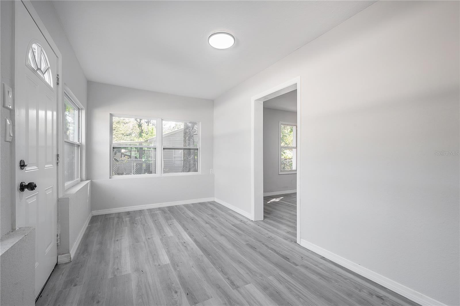 PINELAND HEIGHTS ADD - Residential Lease