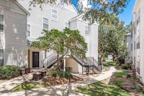 Photo of 3266 Haviland Court #203, Palm Harbor, FL 34684 (MLS # TB8422867) Photo of 3266 Haviland Court #203, Palm Harbor, FL 34684 (MLS # TB8422867)