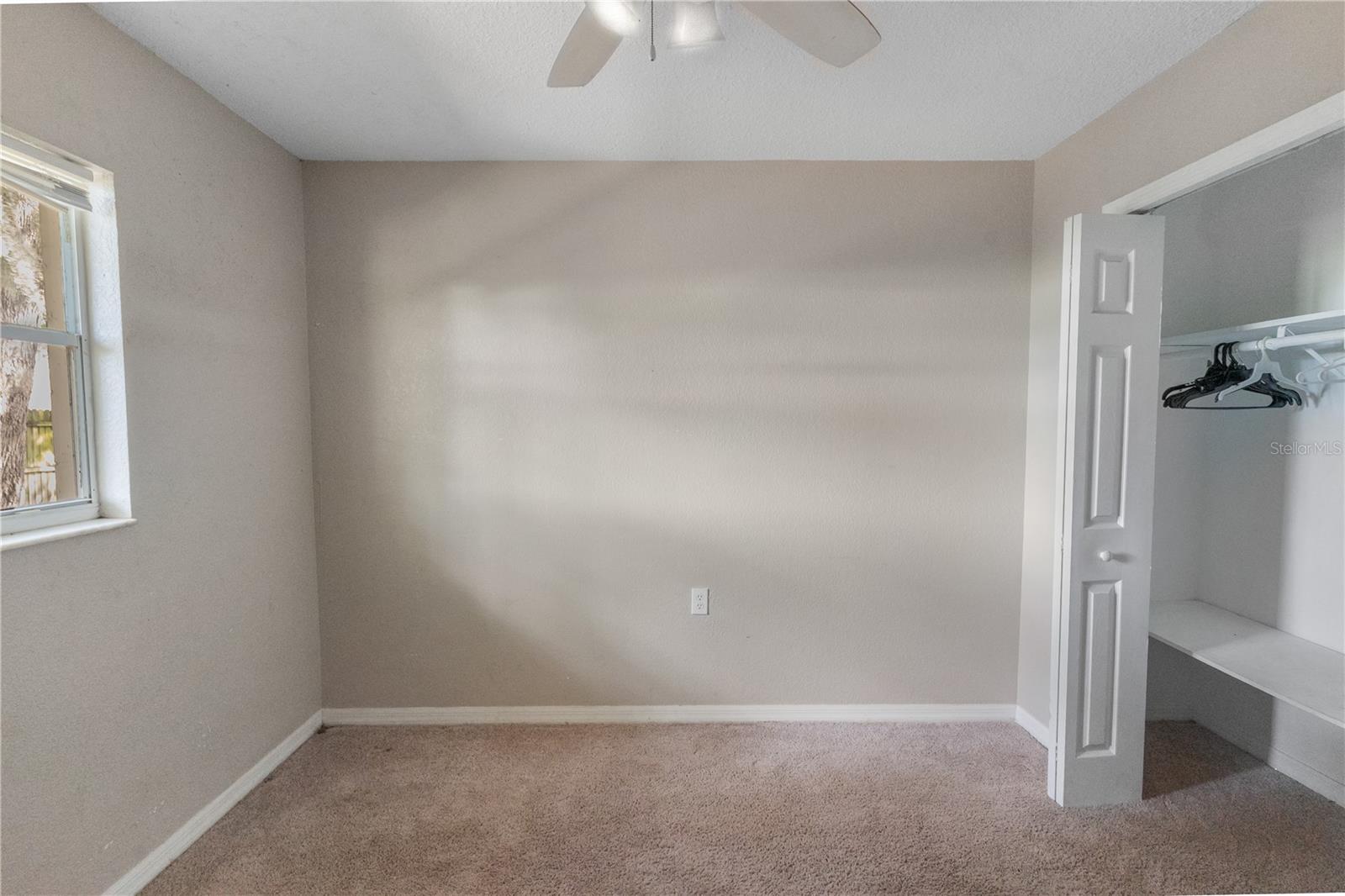 UNRE KEY OAK ESTATES - Residential