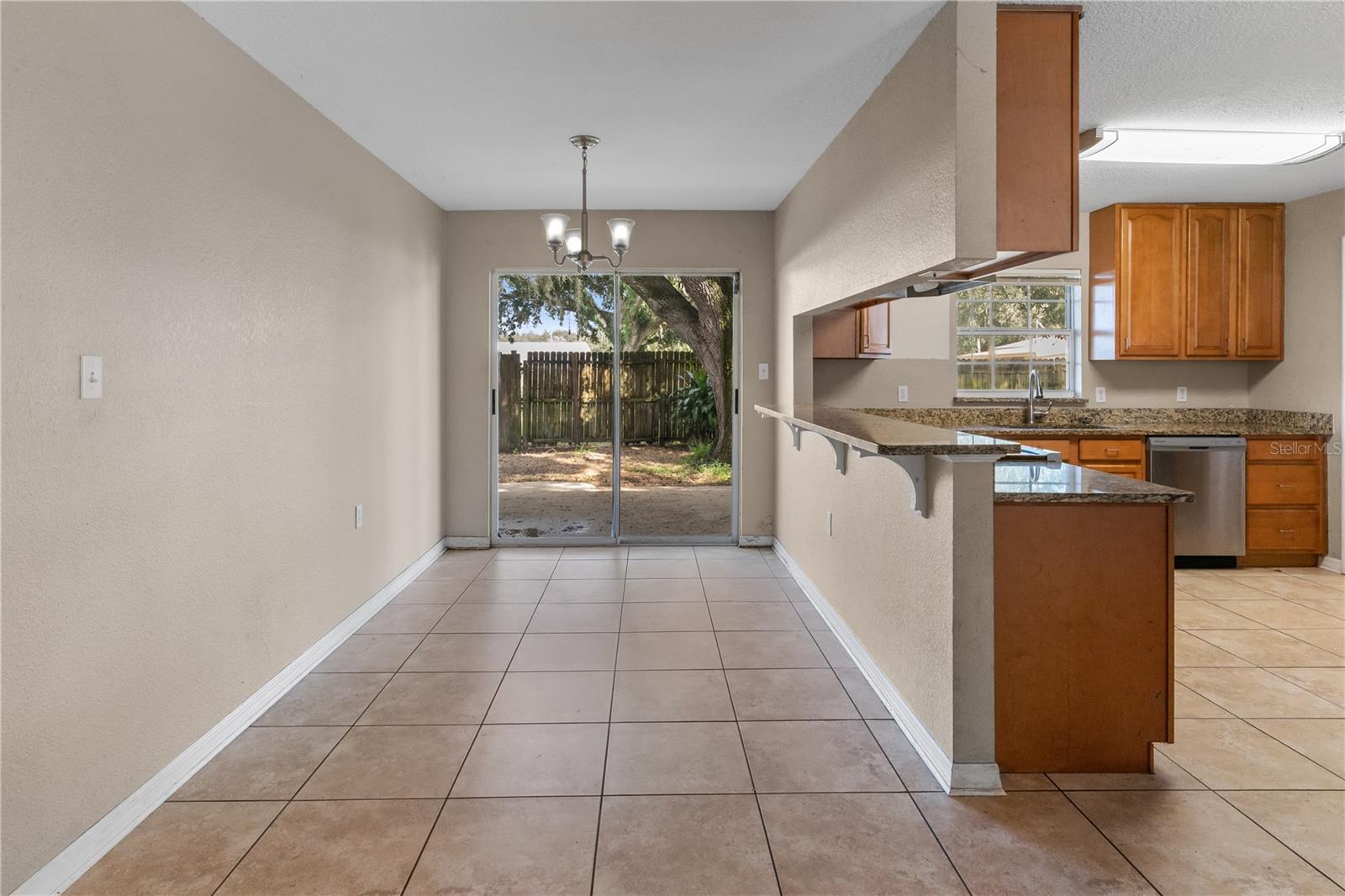 UNRE KEY OAK ESTATES - Residential
