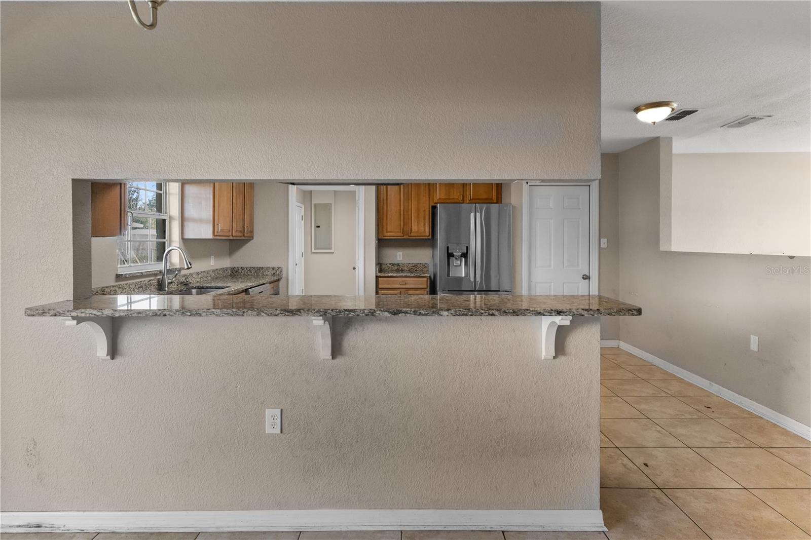 UNRE KEY OAK ESTATES - Residential