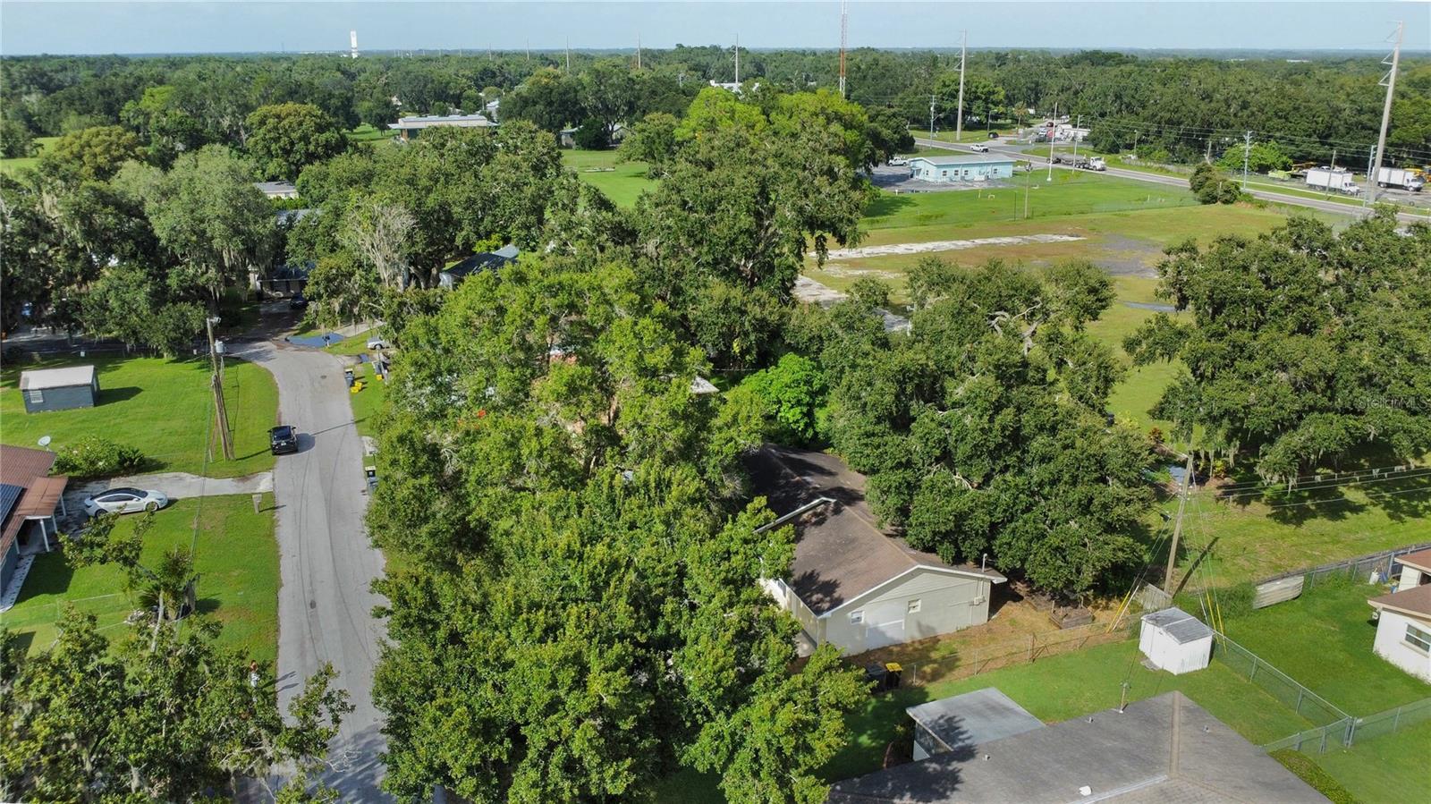 UNRE KEY OAK ESTATES - Residential