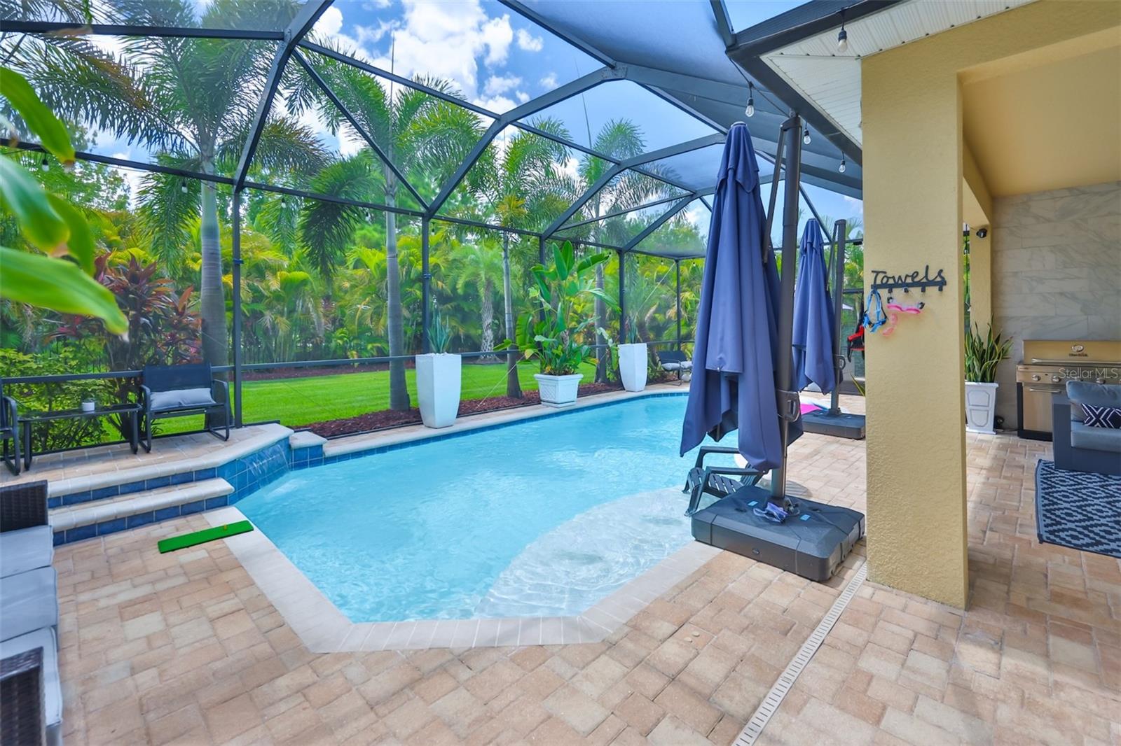 6518 MAYPORT DRIVE