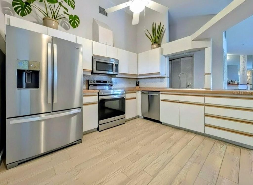 Photo of 11469 Oakhurst Road, Largo, FL 33774 (MLS # TB8430029)