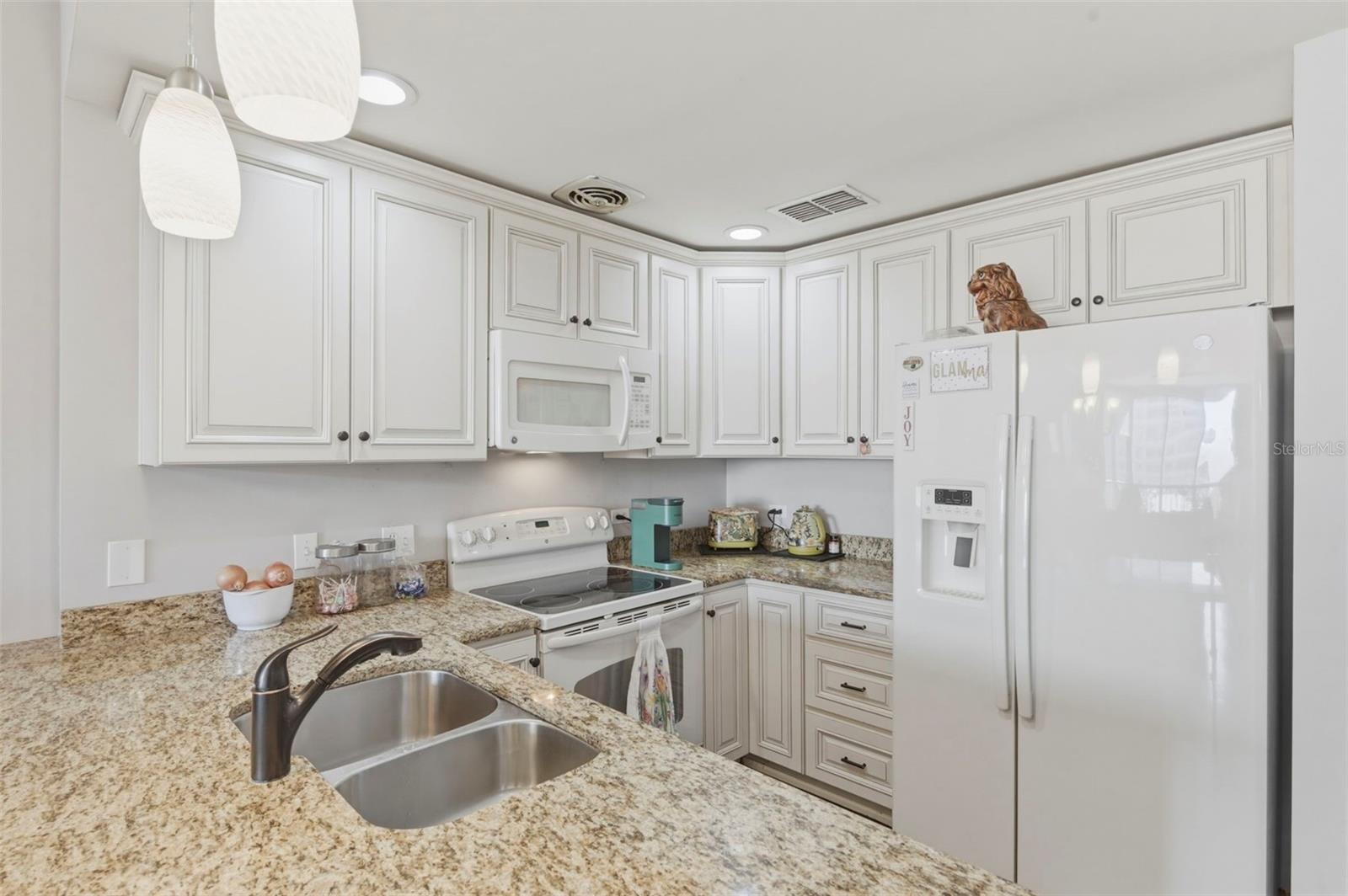 BAYFRONT TOWER CONDO - Residential