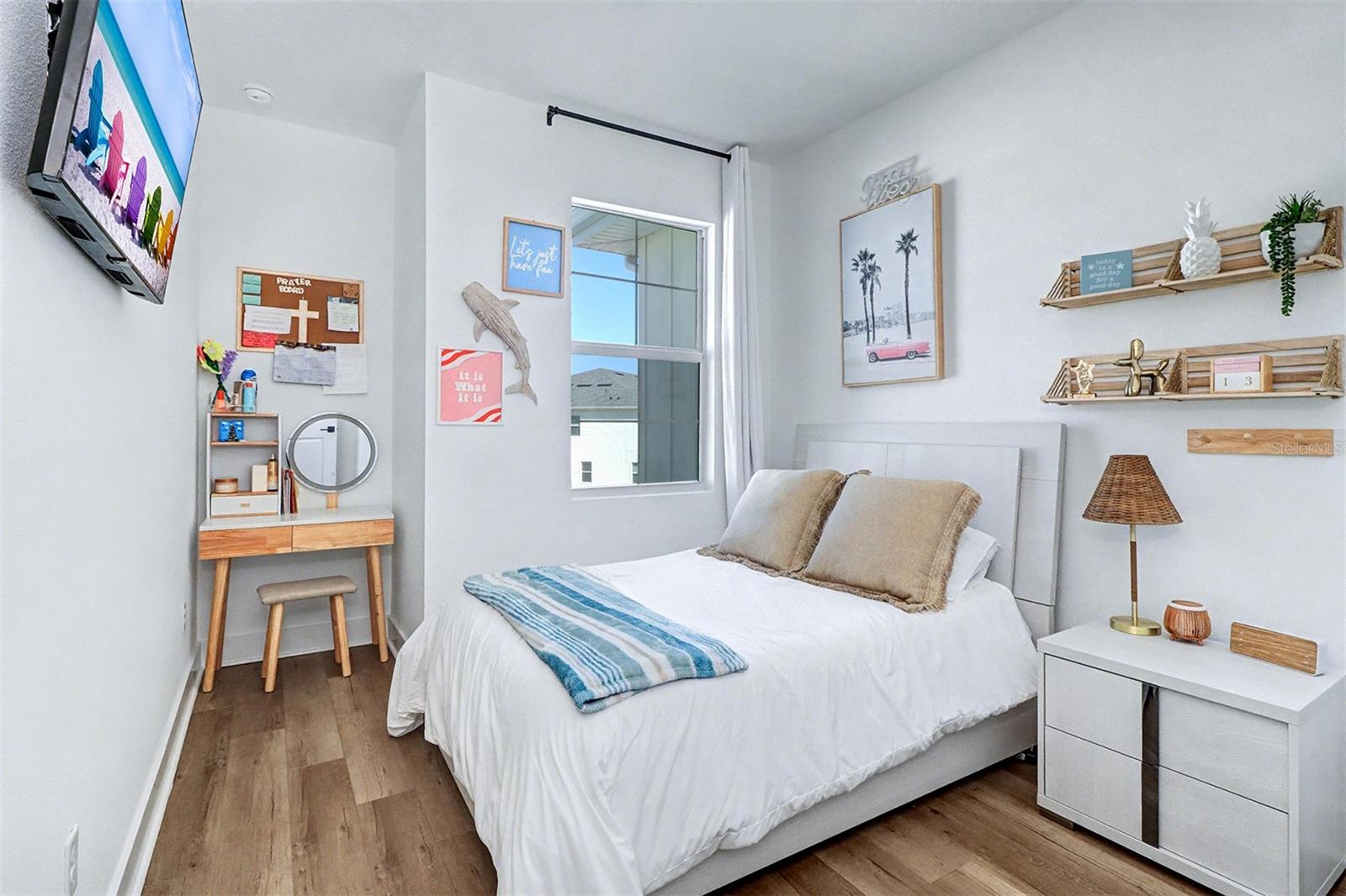 TOWNHOMES OF SEMINOLE ISLE - Residential