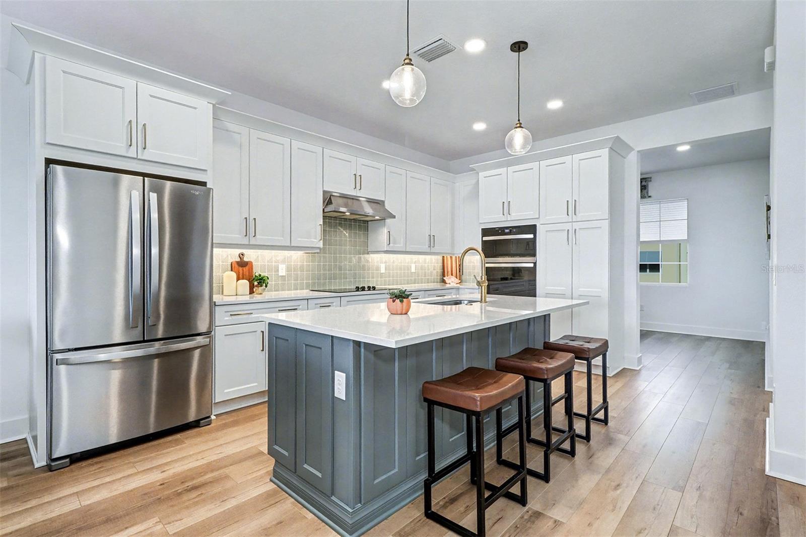 TOWNHOMES OF SEMINOLE ISLE - Residential