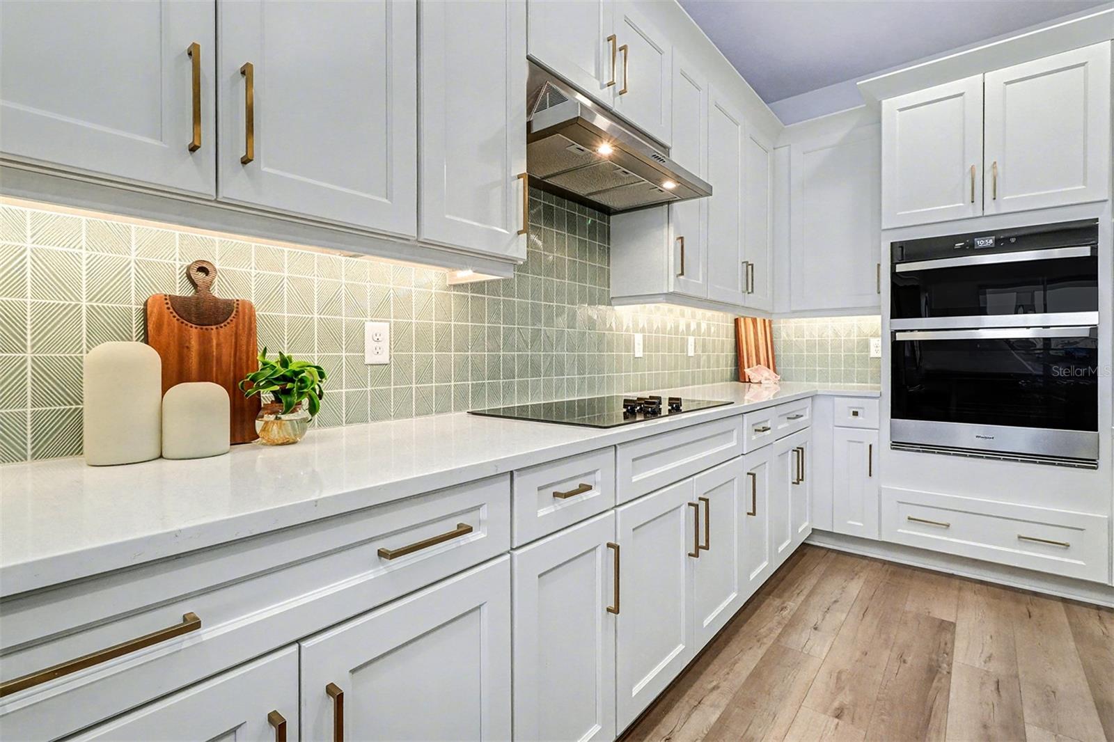 TOWNHOMES OF SEMINOLE ISLE - Residential