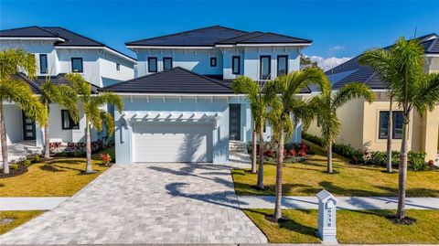 Photo of 6530 Simone Shores Circle, Apollo Beach, FL 33572 (MLS # TB8390462)