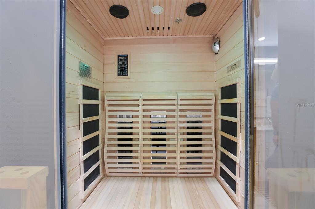 HARBOR HILLS - Residential