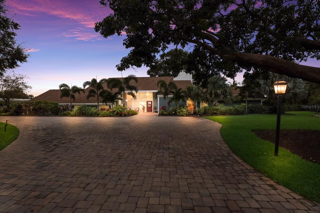 HARBOR HILLS - Residential