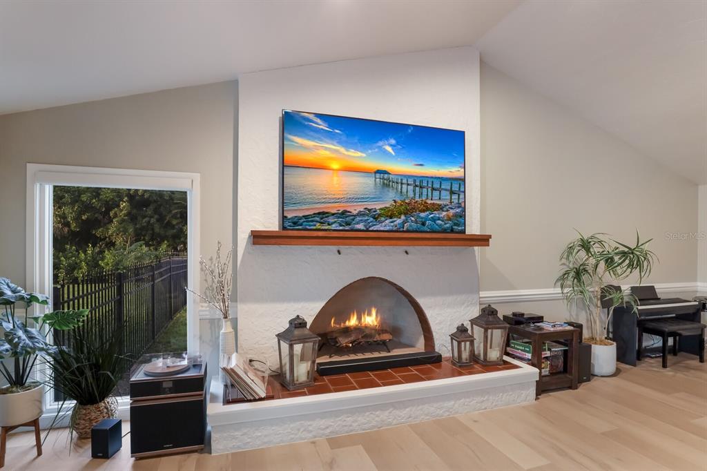 HARBOR HILLS - Residential