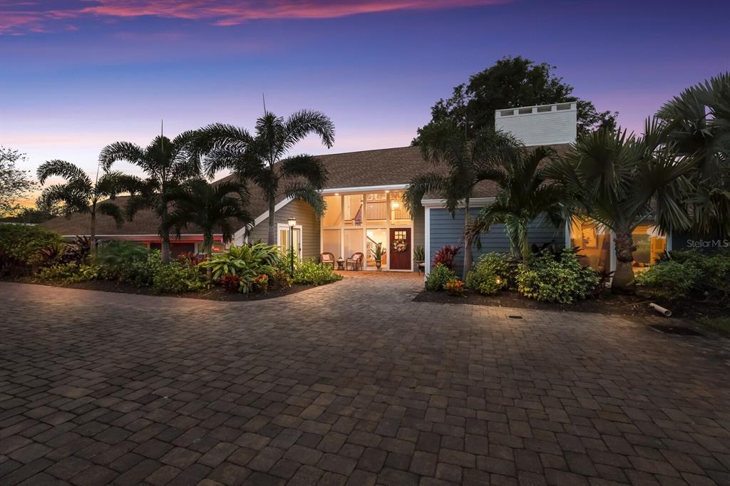 HARBOR HILLS - Residential