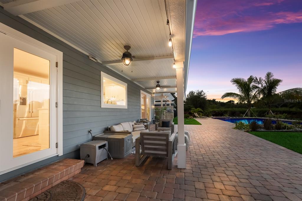 HARBOR HILLS - Residential