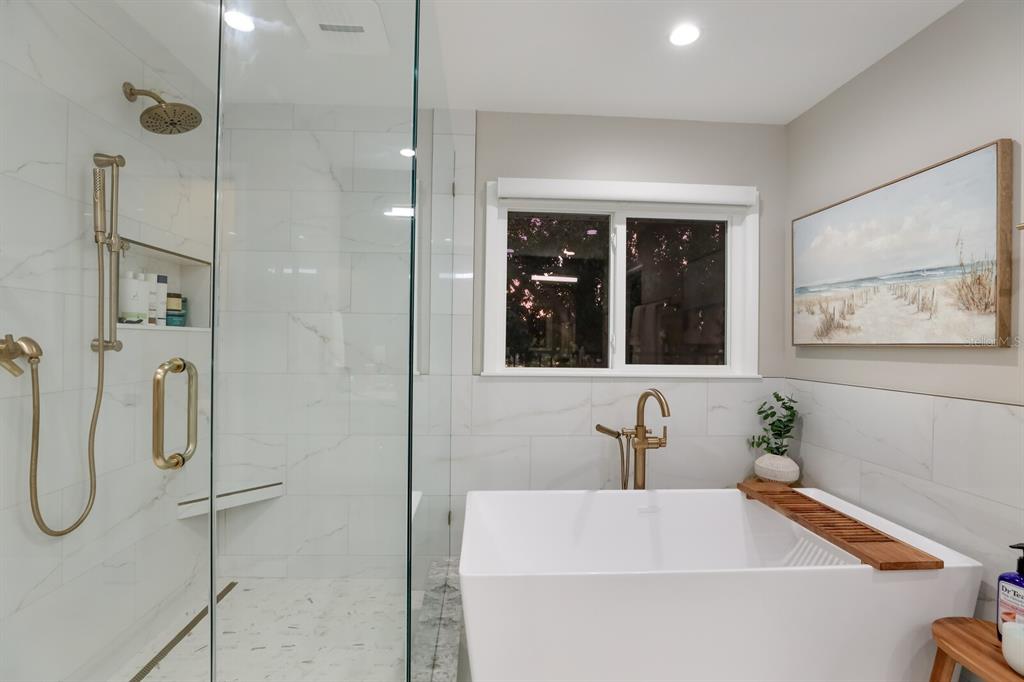 HARBOR HILLS - Residential