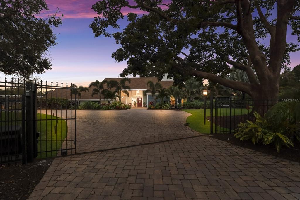 HARBOR HILLS - Residential