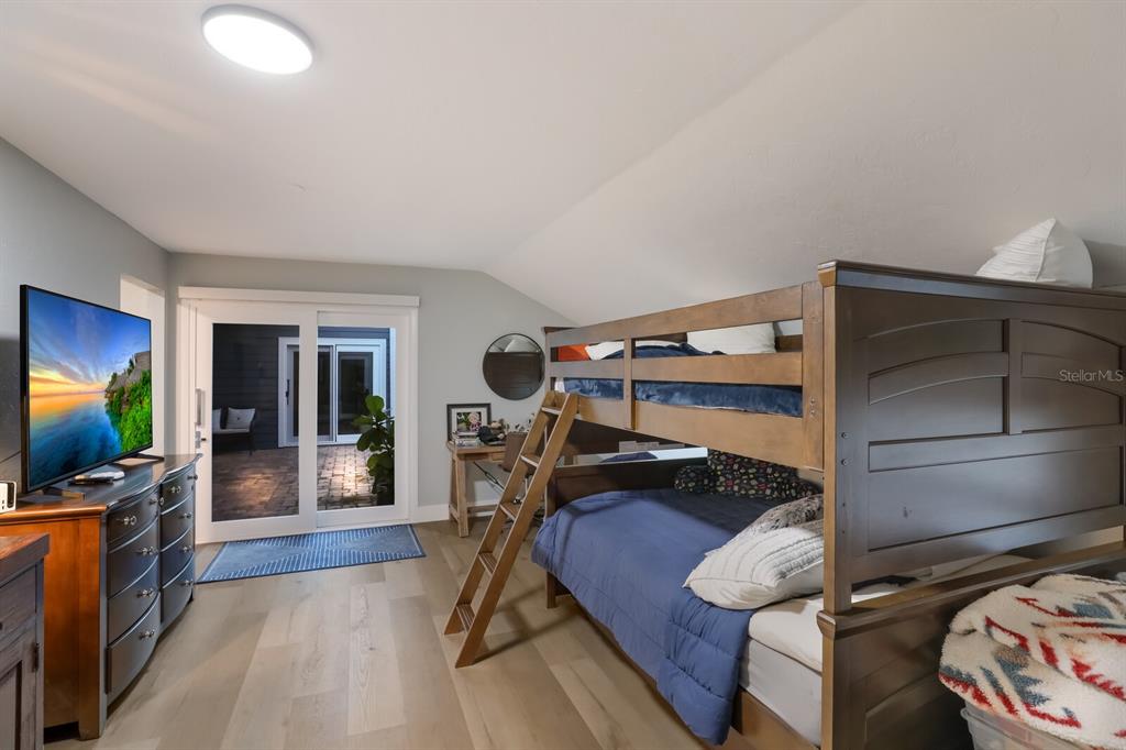 HARBOR HILLS - Residential