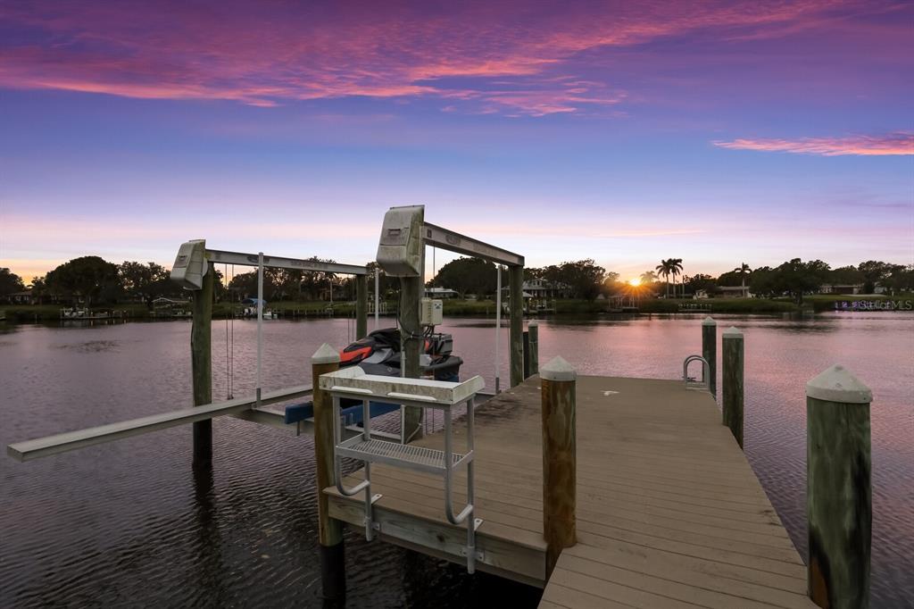 HARBOR HILLS - Residential