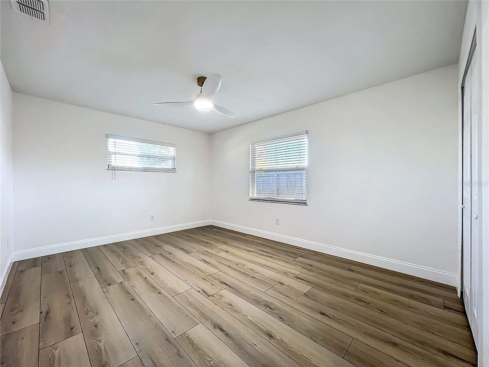 ENGLISH WOODS 1ST ADD - Residential